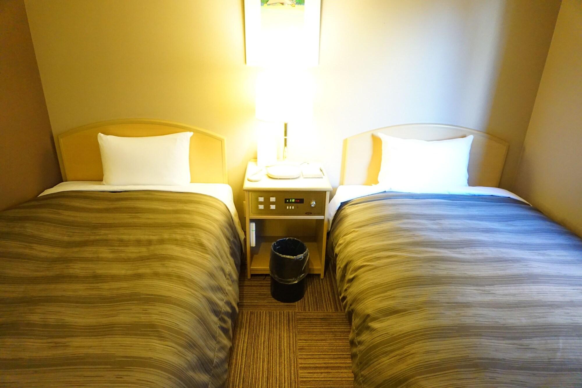 פוקואוקה Hotel Route-Inn Hakata Ekiminami מראה חיצוני תמונה